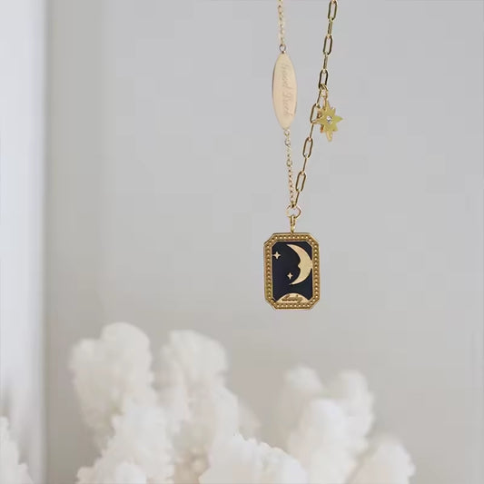 14 Ayar Altın Kaplama Tarot Moon Kolye
